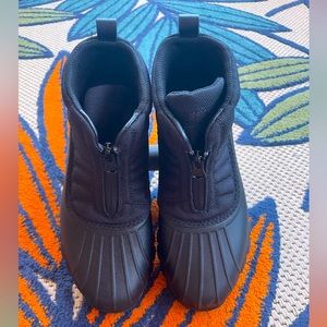 Sperry Duck Float Rain Boot in size 7.5